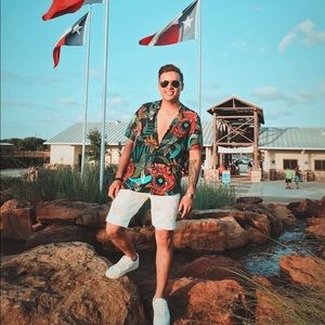 Zara men floral print L relaxed fit